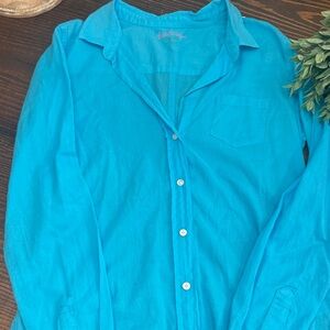Lilly Pulitzer Bright Blue lady’s Button Shirt light weight cotton long sleeves